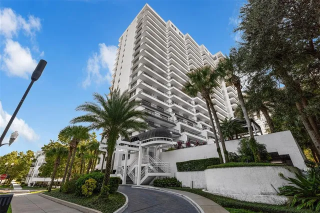 $289,500 | 530 East Central Boulevard, Unit 1402, Orlando, FL 32801