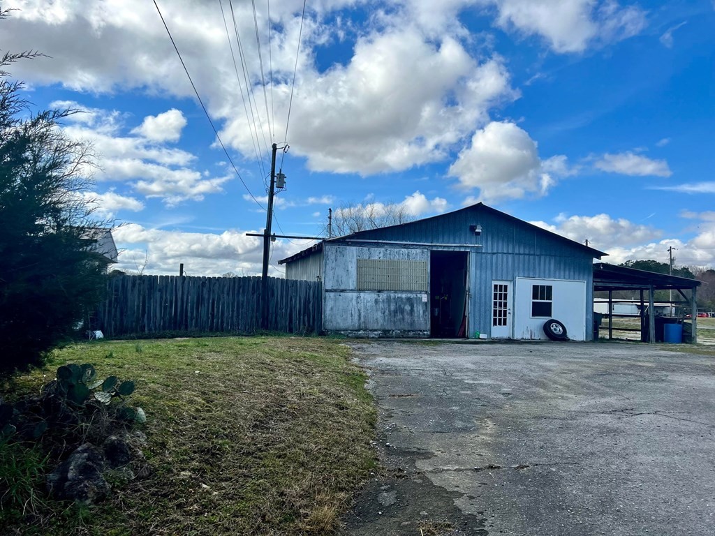 1148 Keith Valley Road Southeast Cleveland, TN 37323 - Photo 3 of 39 a view of a house with a big yard and a large tree