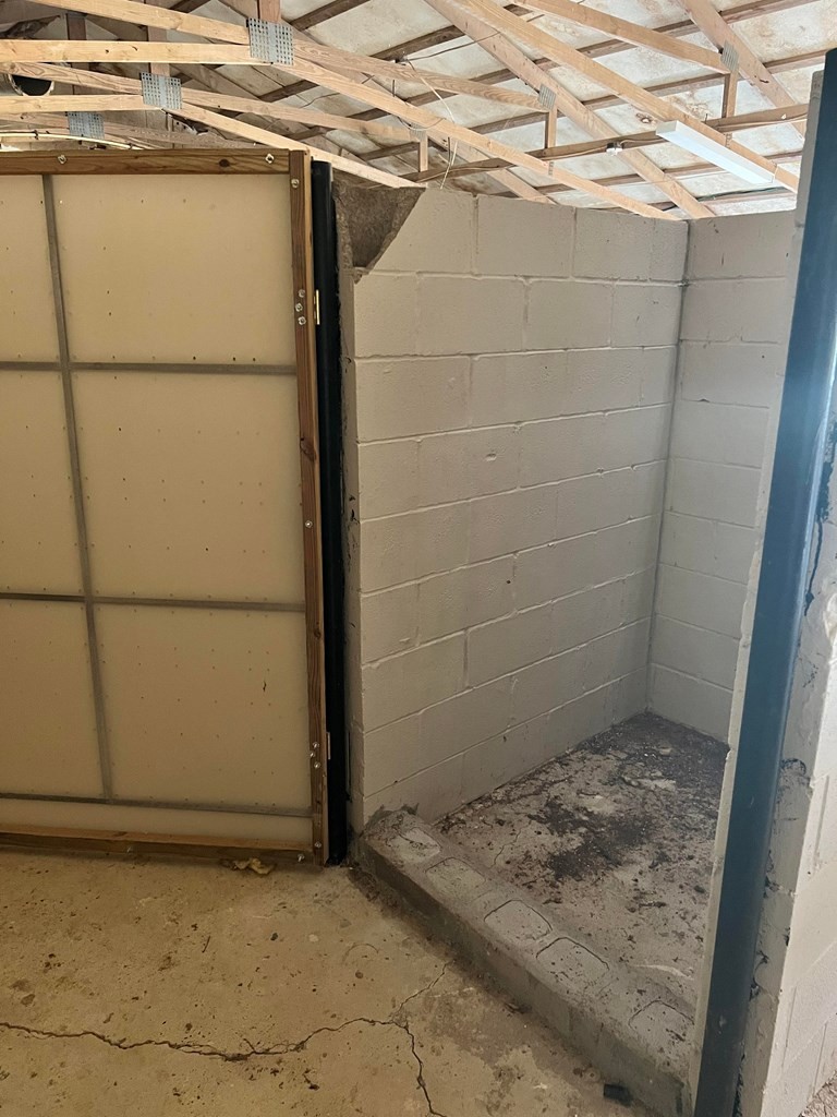 1148 Keith Valley Road Southeast Cleveland, TN 37323 - Photo 32 of 39 a view of a bathroom with a sink