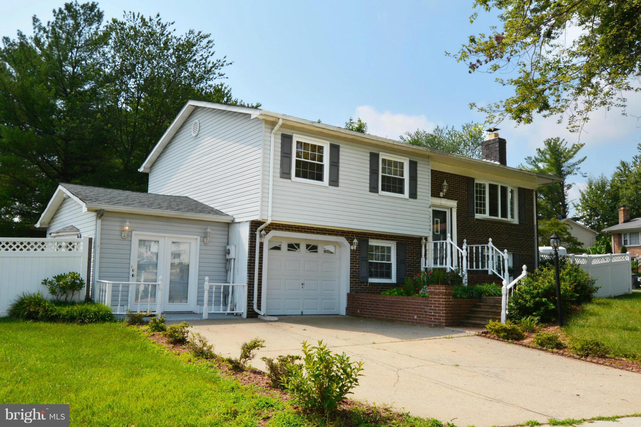 13348 Kingsman Road Woodbridge, VA 22193 - Photo 1 of 29 Exterior (Front)