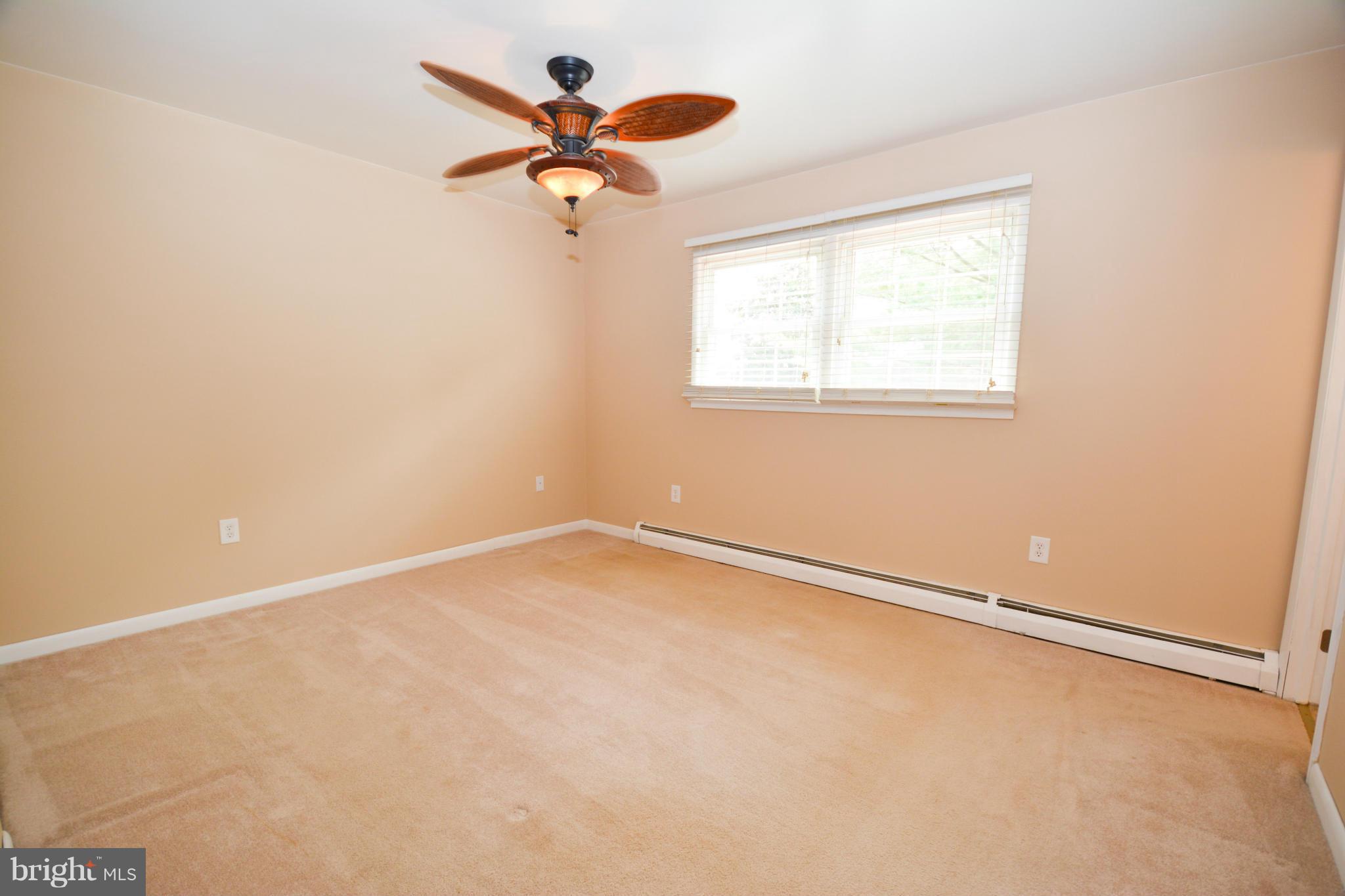 13348 Kingsman Road Woodbridge, VA 22193 - Photo 12 of 29 Bedroom