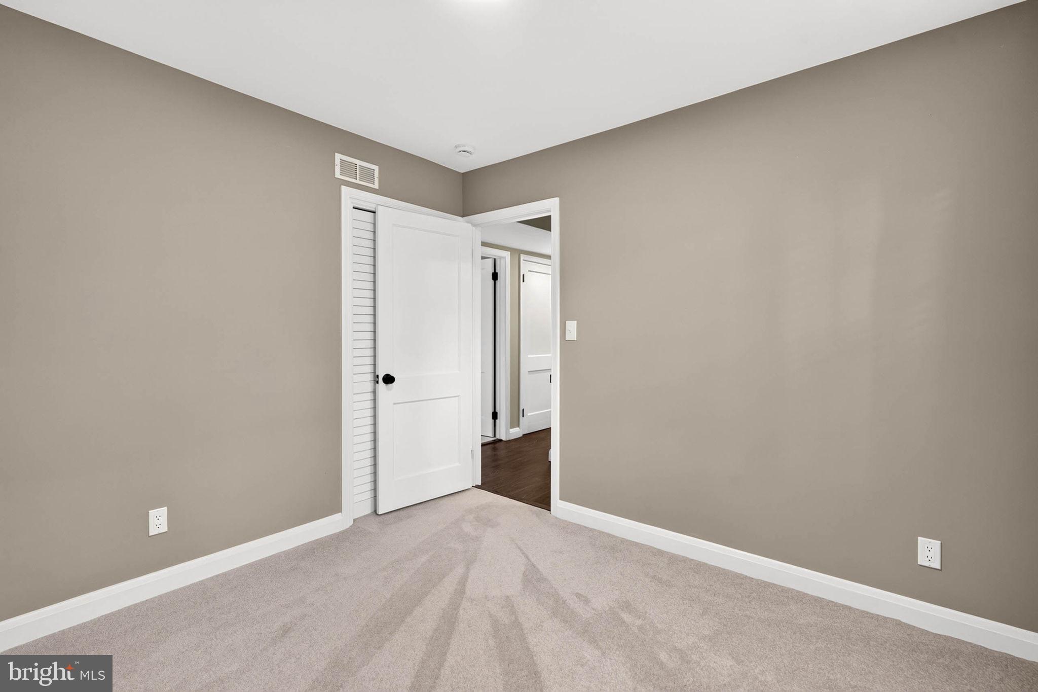 515 South Rolling Road Baltimore, MD 21228 - Photo 23 of 72 Gallery Image 23