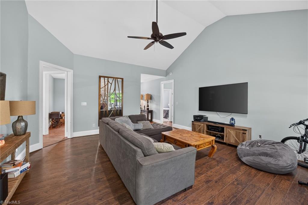 350 Morning Glory Road Madison, NC 27025 - Photo 11 of 29 Gallery Image 11