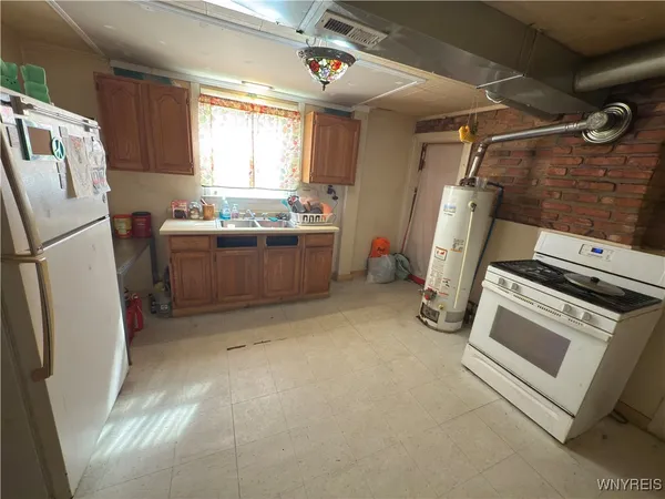 $75,000 | 839 Perry Street, Buffalo, NY 14210