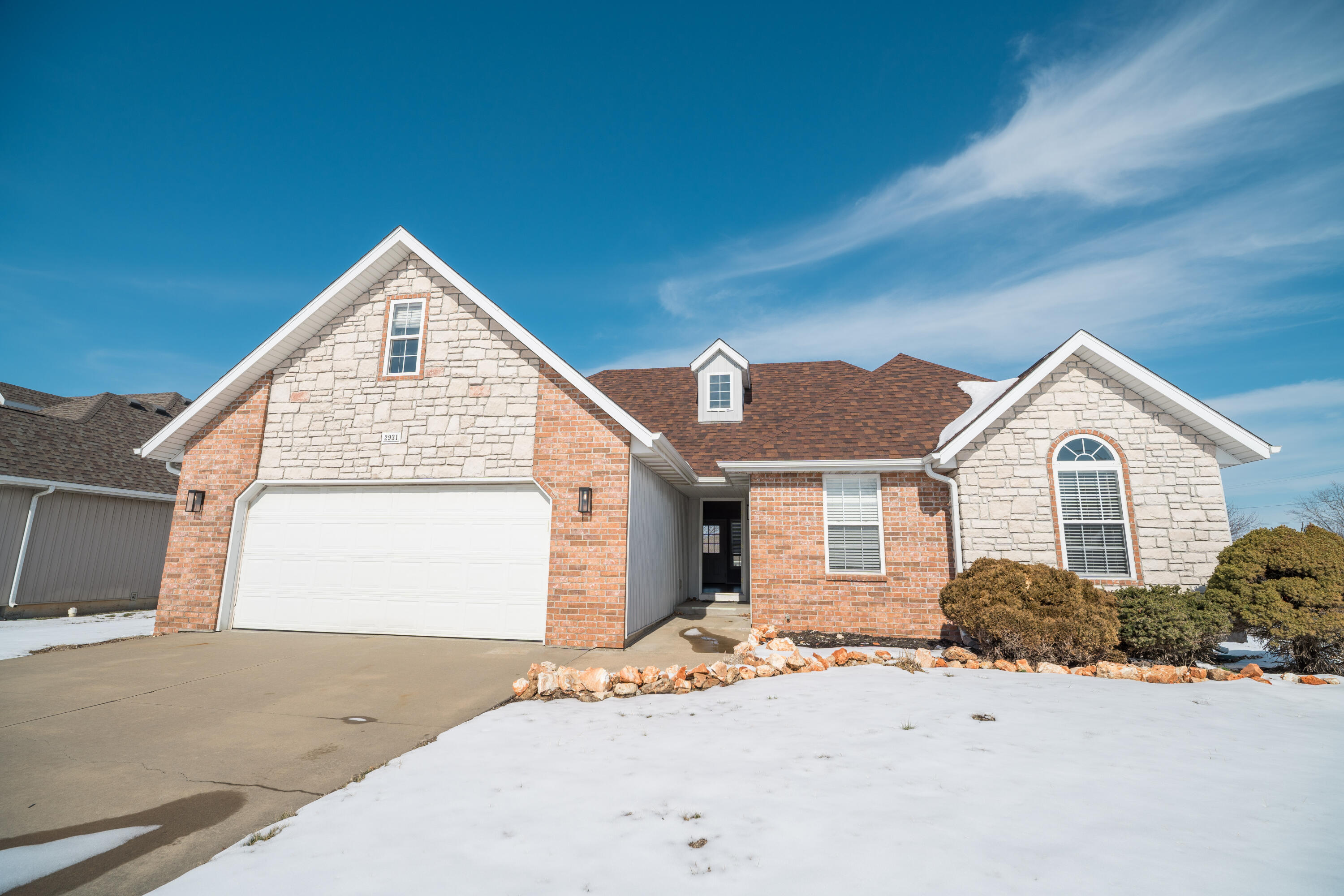 2931 West Riverside Street Springfield, MO 65807 - Photo 1 of 1 2931WRiverside-3