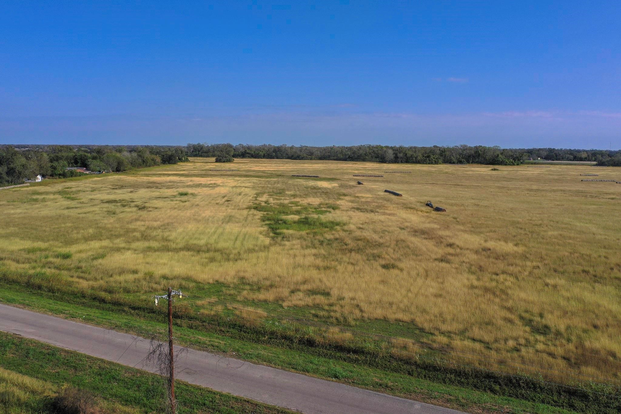 2320 County Road 166 Wharton, TX 77488 - Photo 15 of 22 a view of an ocean