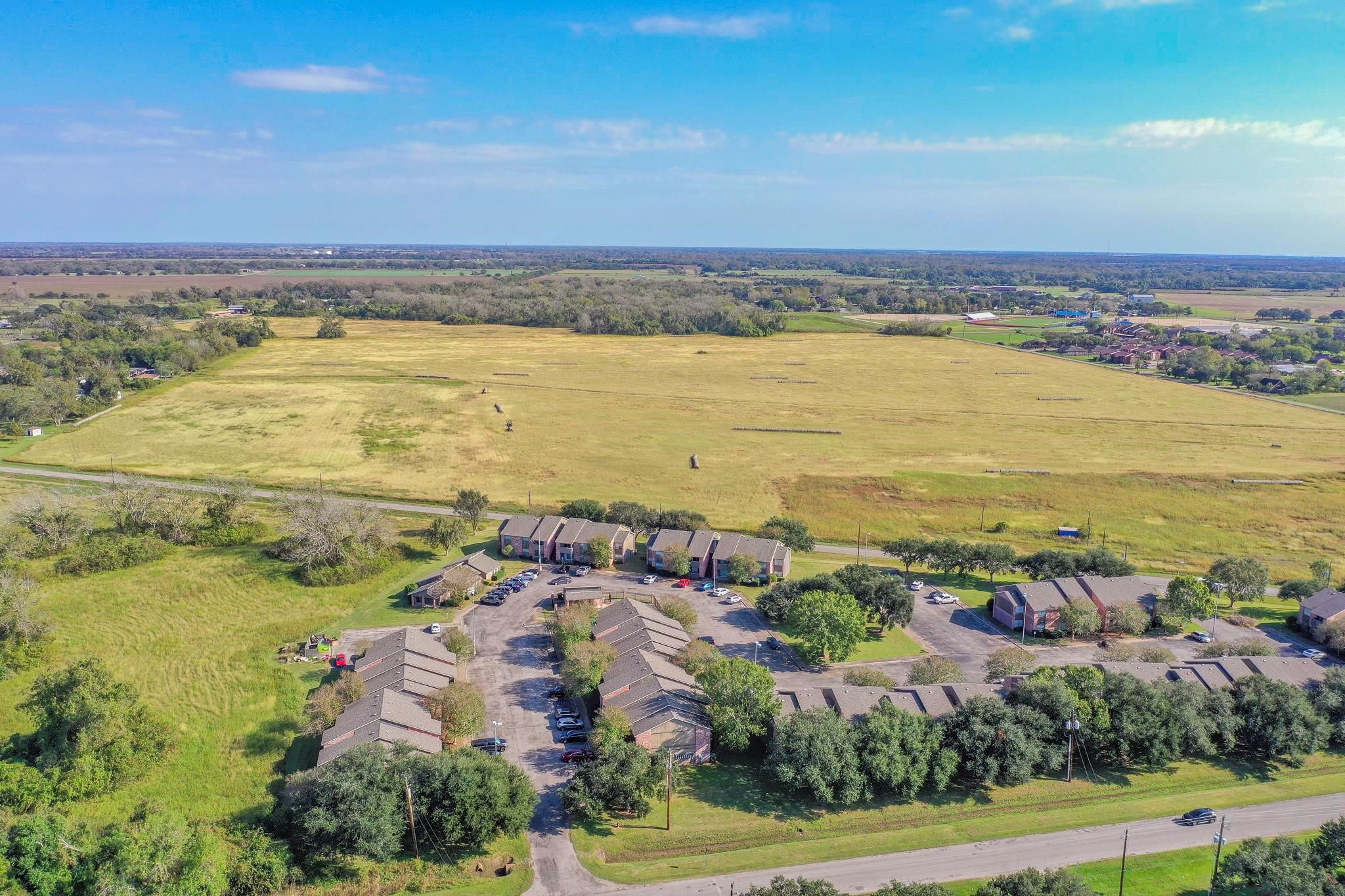 2320 County Road 166 Wharton, TX 77488 - Photo 2 of 22 a view of an ocean and a beach