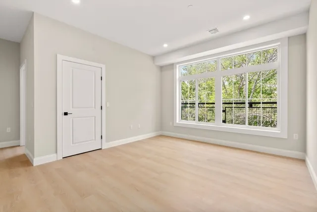 $530,130 | 7 Cross Street, Unit 202, Wilmington, MA 01887