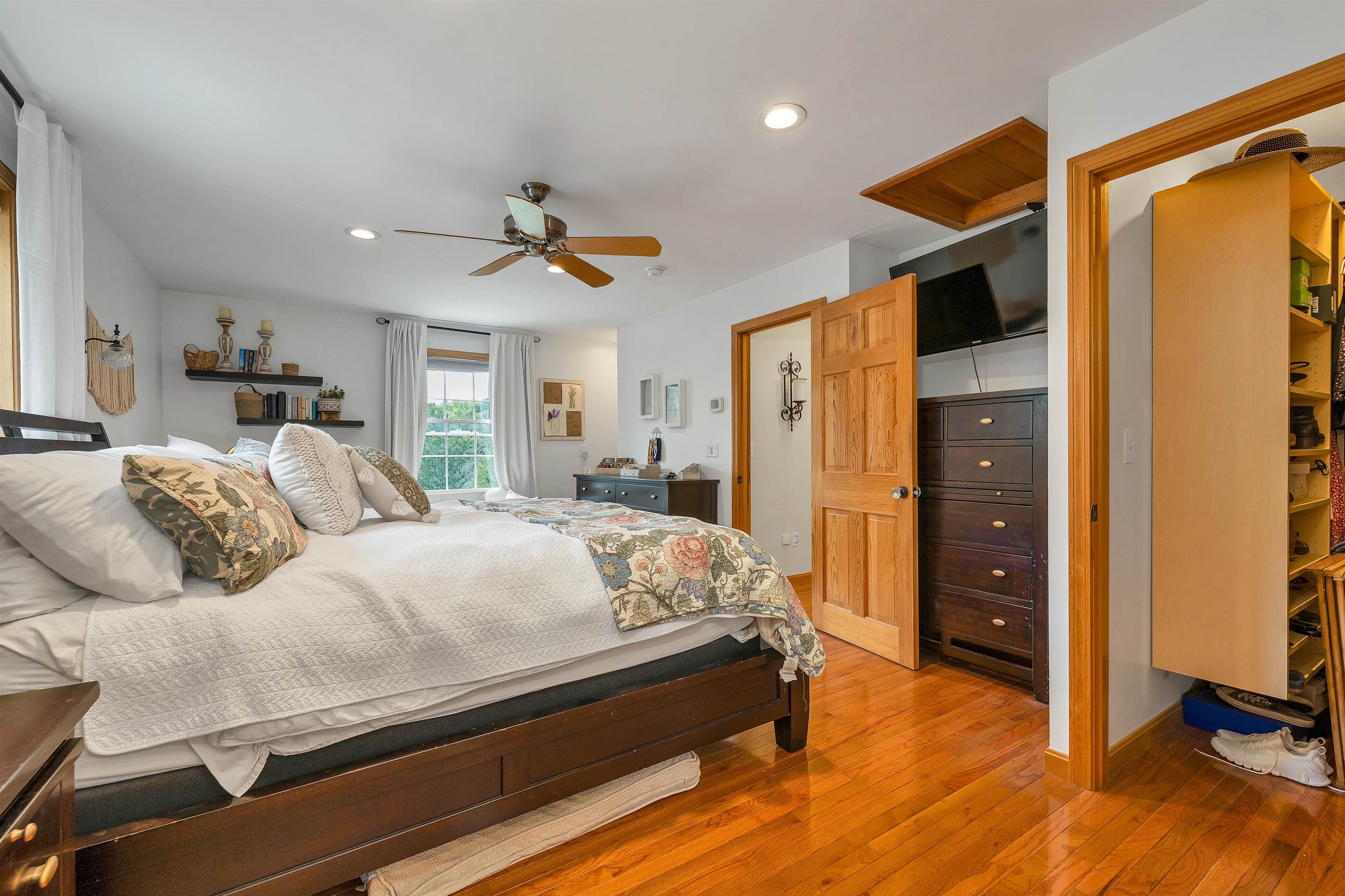 39 Beach Pond Road Wolfeboro, NH 03894 - Photo 19 of 46