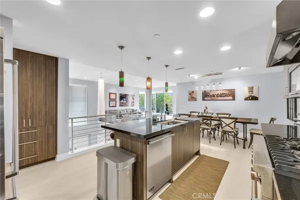 $5,500 | 89 Lennox, Irvine, CA 92612