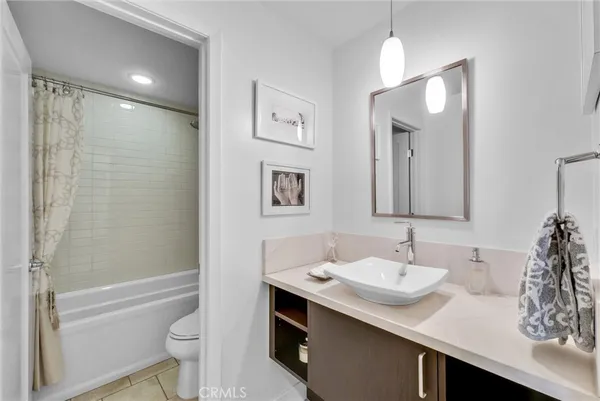 $5,500 | 89 Lennox, Irvine, CA 92612