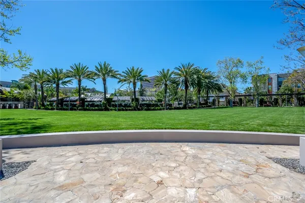 $5,500 | 89 Lennox, Irvine, CA 92612