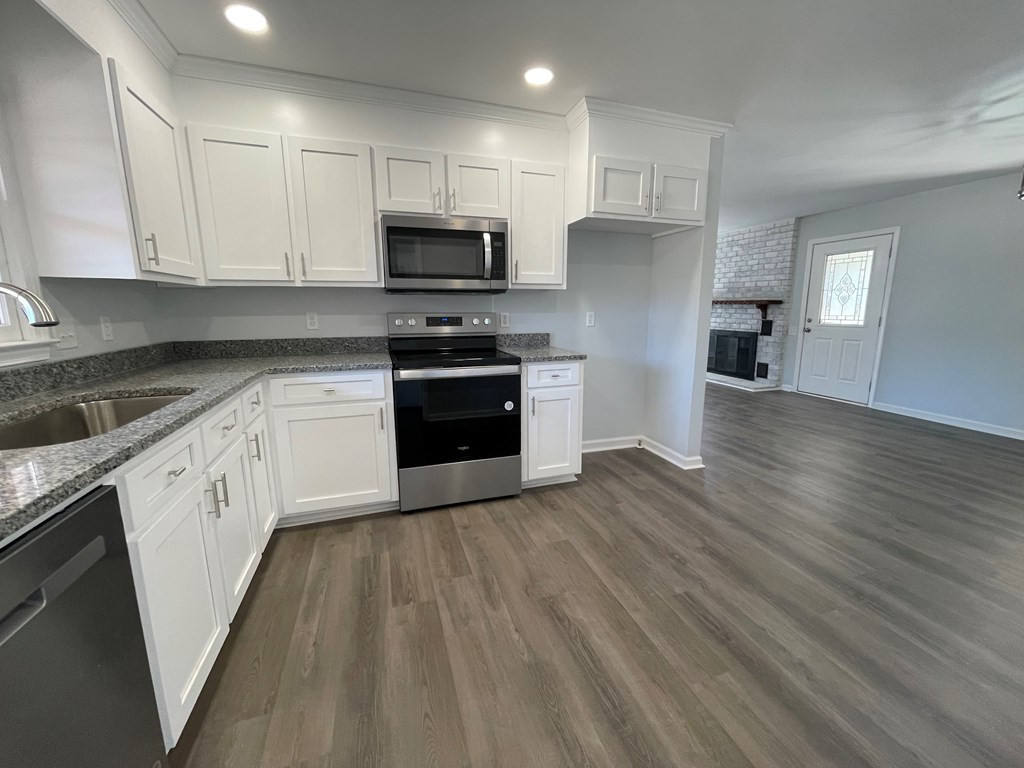 5040 Queen Chapel Road Dalzell, SC 29040 - Photo 9 of 24 Gallery Image 9