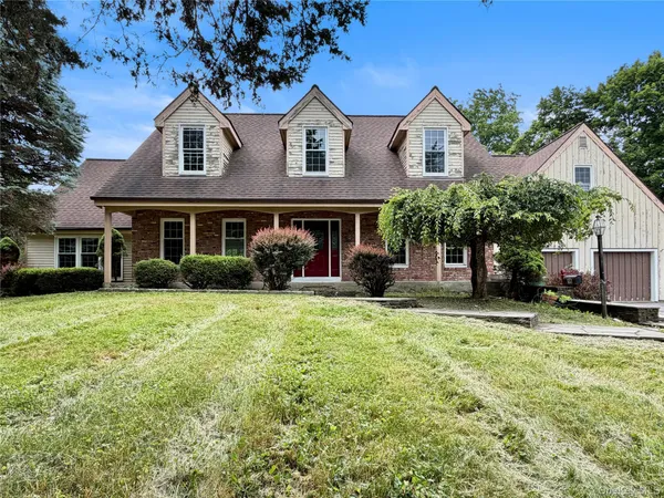 $509,900 | 18 Fox Run, Hopewell Junction, NY 12533
