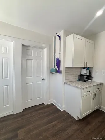 $2,500 | 44 Henry Street, Kings Park, NY 11754