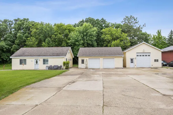 $279,900 | 6801 1st Street North, Moorhead, MN 56560
