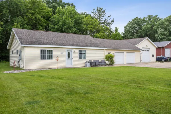 $279,900 | 6801 1st Street North, Moorhead, MN 56560