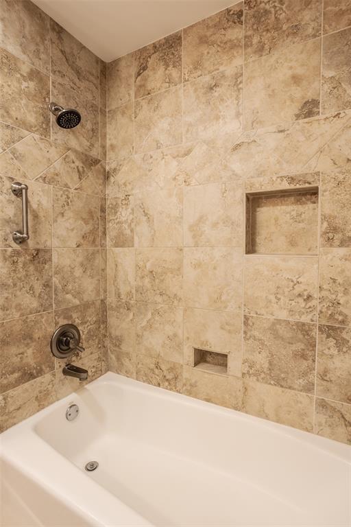 7980 Rucker Road Indianapolis, IN 46250 - Photo 10 of 21 Gallery Image 10