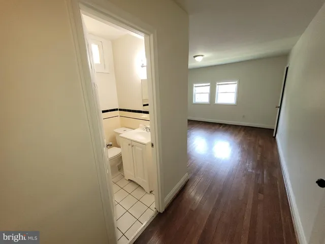 $1,200 | 423 Mellon Street Southeast, Unit 3, Washington, DC 20032