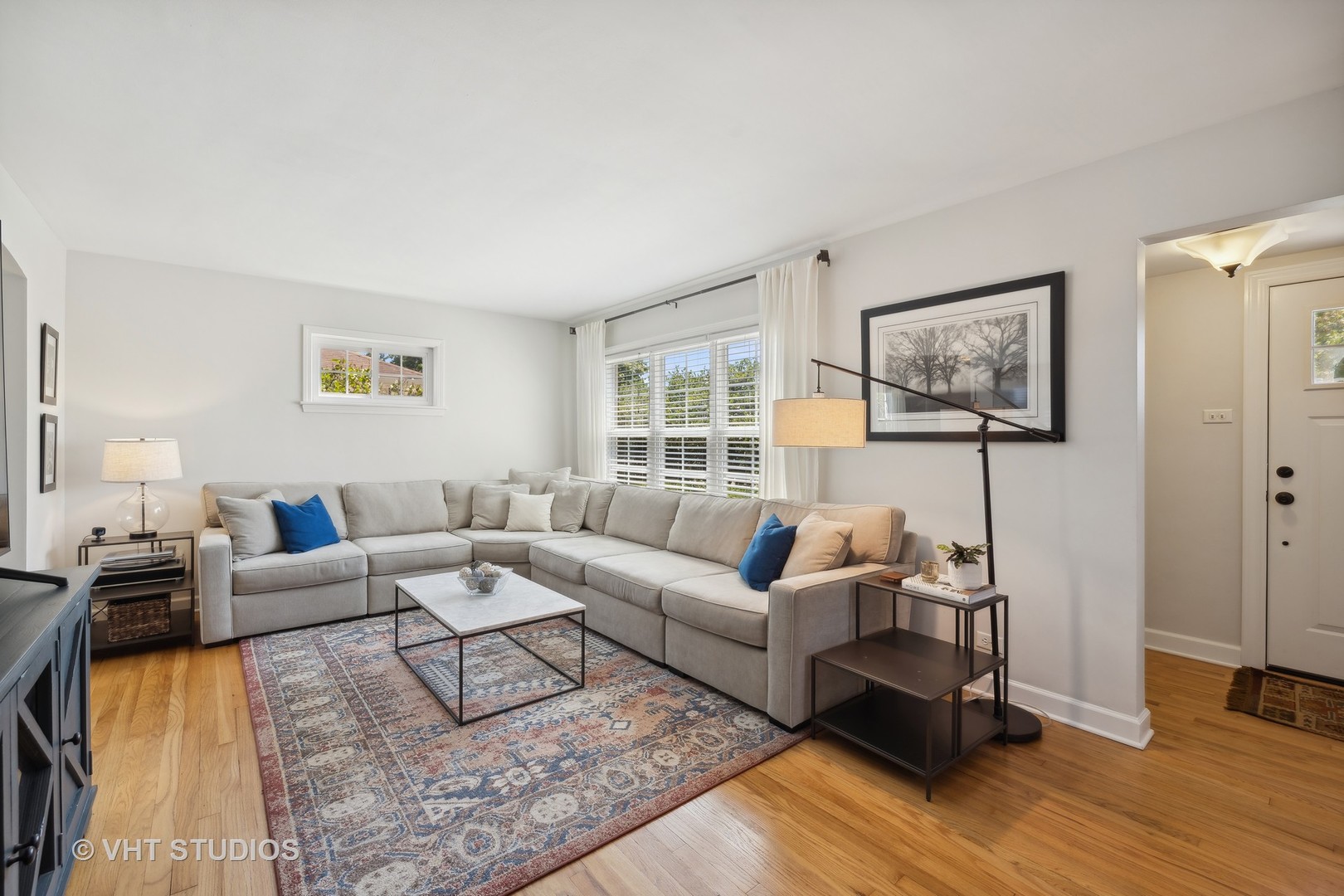 2517 South 3rd Avenue North Riverside, IL 60546 - Photo 3 of 28 Gallery Image 3