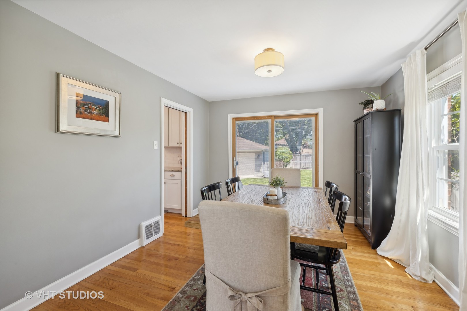 2517 South 3rd Avenue North Riverside, IL 60546 - Photo 5 of 28 Gallery Image 5