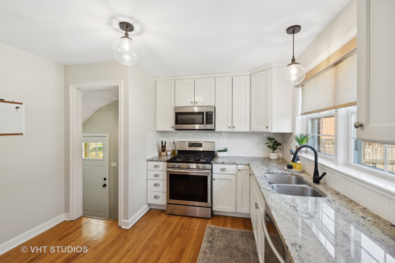 2517 South 3rd Avenue North Riverside, IL 60546 - Photo 7 of 28 Gallery Image 7