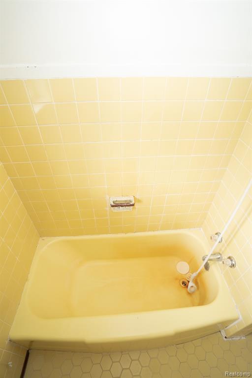 5122 West Bristol Road Flint, MI 48507 - Photo 23 of 31