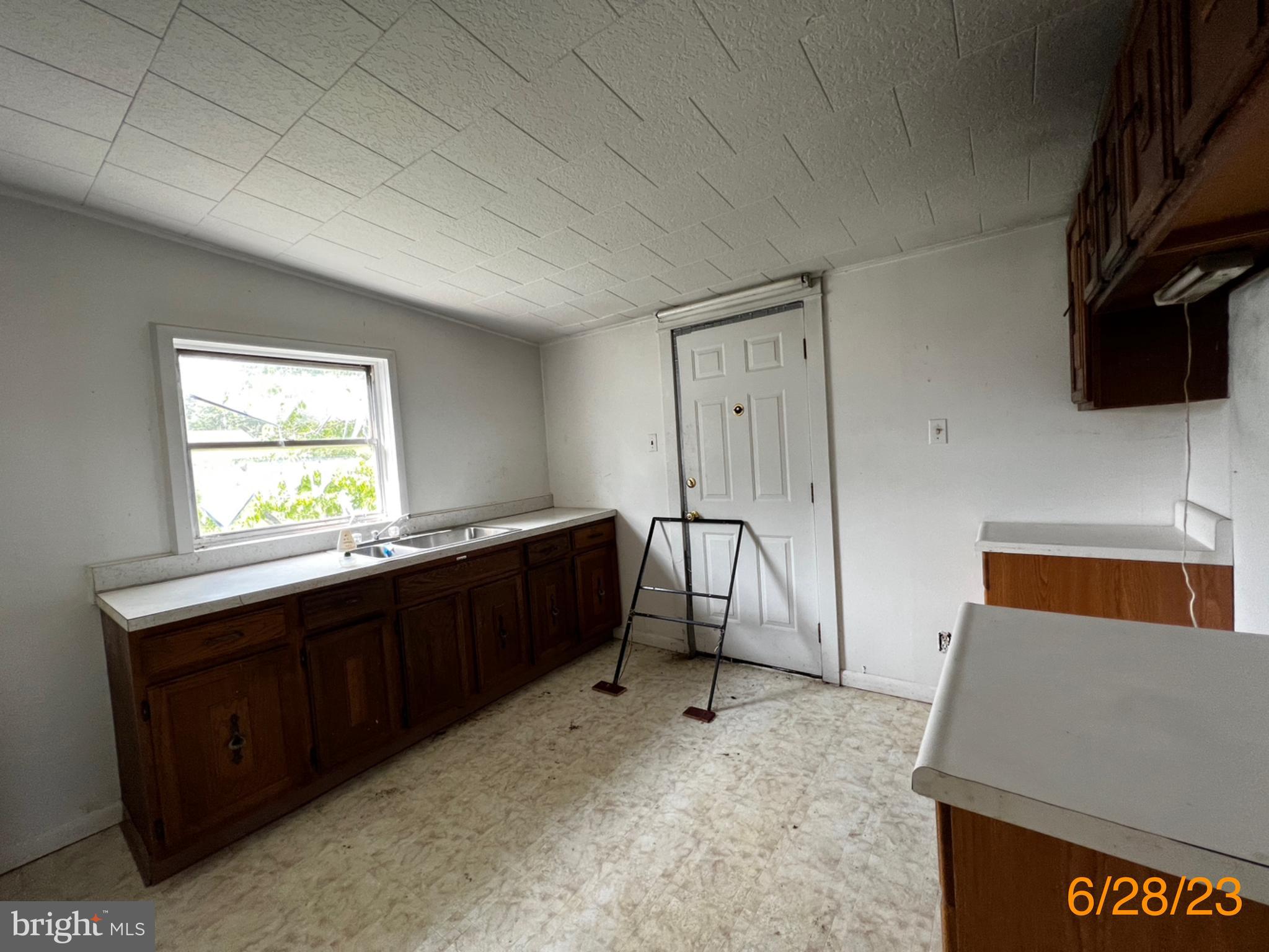 11 Gibbsboro Road Clementon, NJ 08021 - Photo 14 of 16