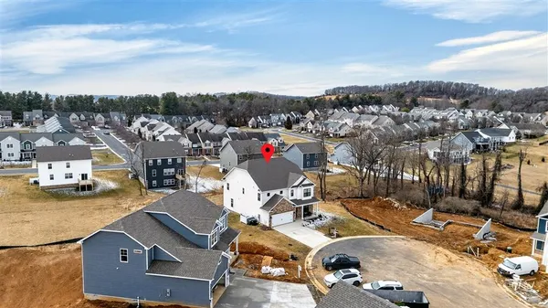 $639,000 | 20 Avonwoods Court, Staunton, VA 24401