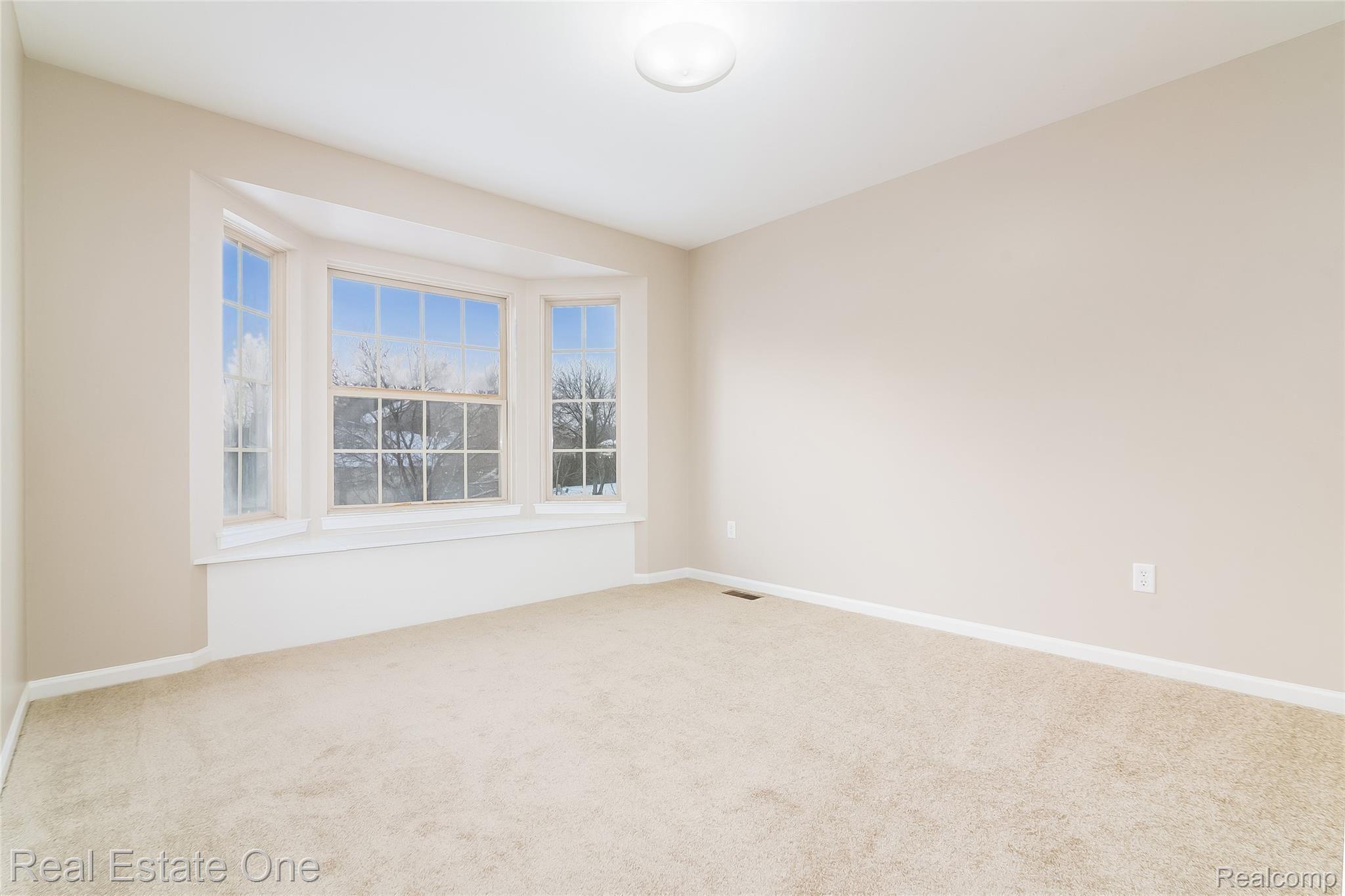 6664 Raintree Drive Canton, MI 48187 - Photo 24 of 43 026-photo-bedroom-8820870.jpg