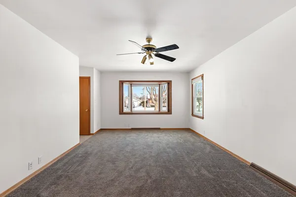 $275,000 | 1619 Orchard Drive, Manitowoc, WI 54220