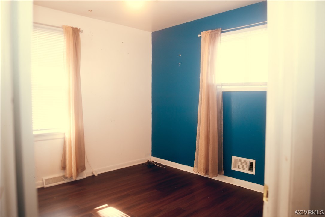 5233 Germain Road Richmond, VA 23224 - Photo 4 of 16 Gallery Image 4