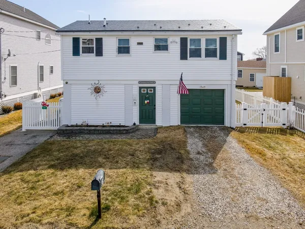$625,000 | 23 11th Street West, Salisbury, MA 01952