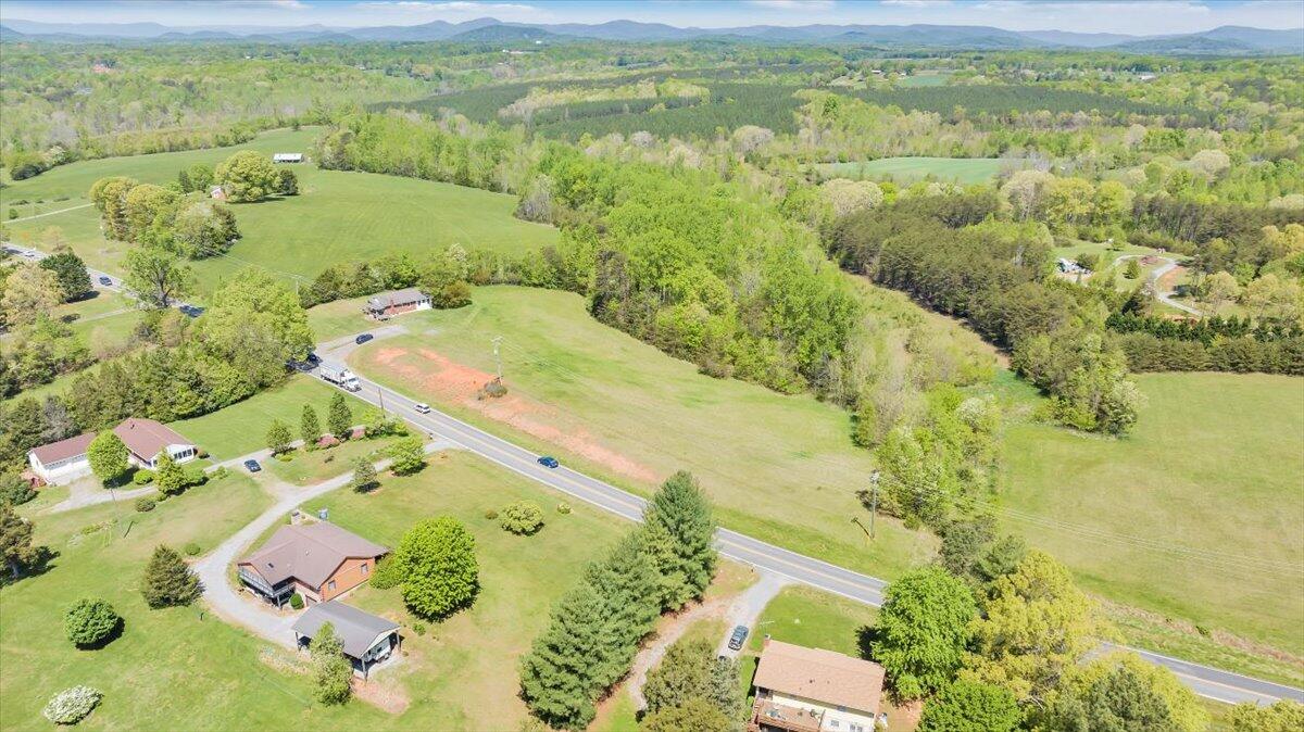 15723 Moneta Road Moneta, VA 24121 - Photo 17 of 38 a view of a swimming pool with a yard