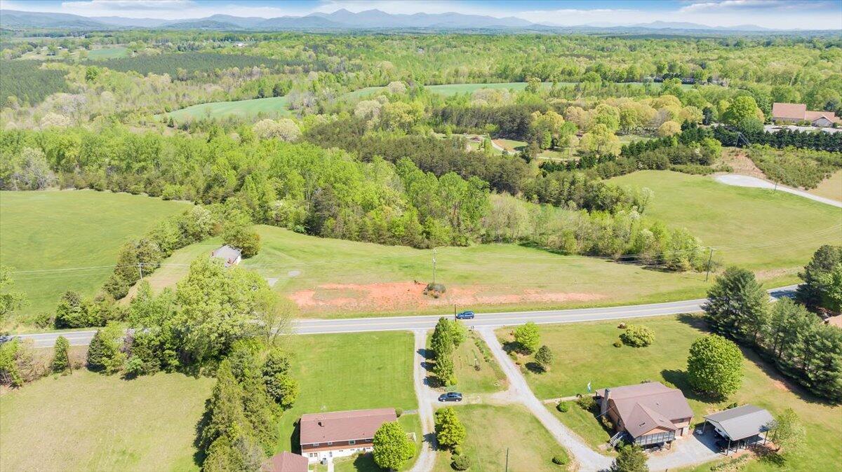15723 Moneta Road Moneta, VA 24121 - Photo 7 of 38 a view of a yard with an outdoor seating