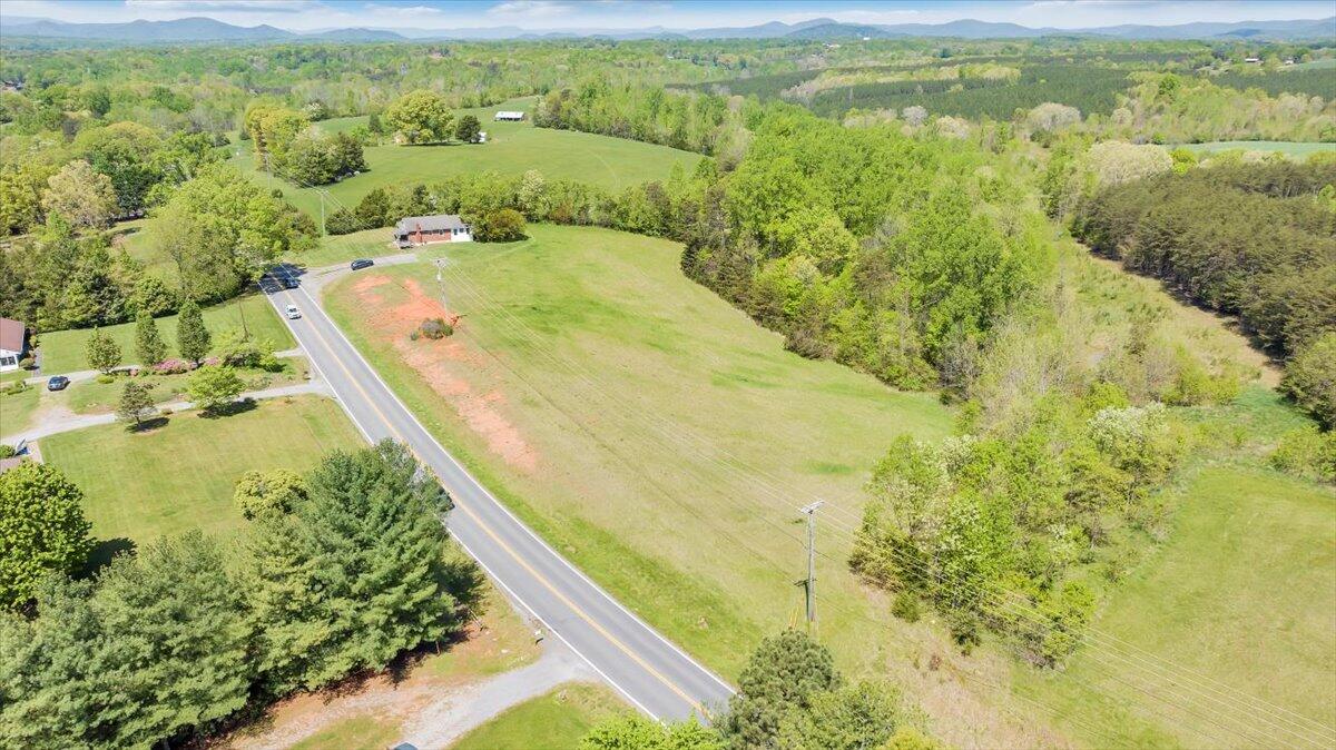 15723 Moneta Road Moneta, VA 24121 - Photo 8 of 38 a view of a lake from a yard