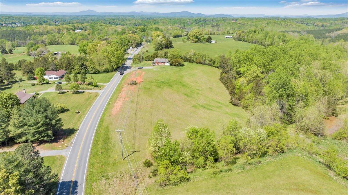 15723 Moneta Road Moneta, VA 24121 - Photo 9 of 38 a view of a lake with a outdoor space