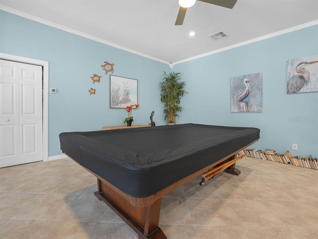 549 Sutton Place, Unit T 19 Longboat Key, FL 34228 - Photo 38 of 52