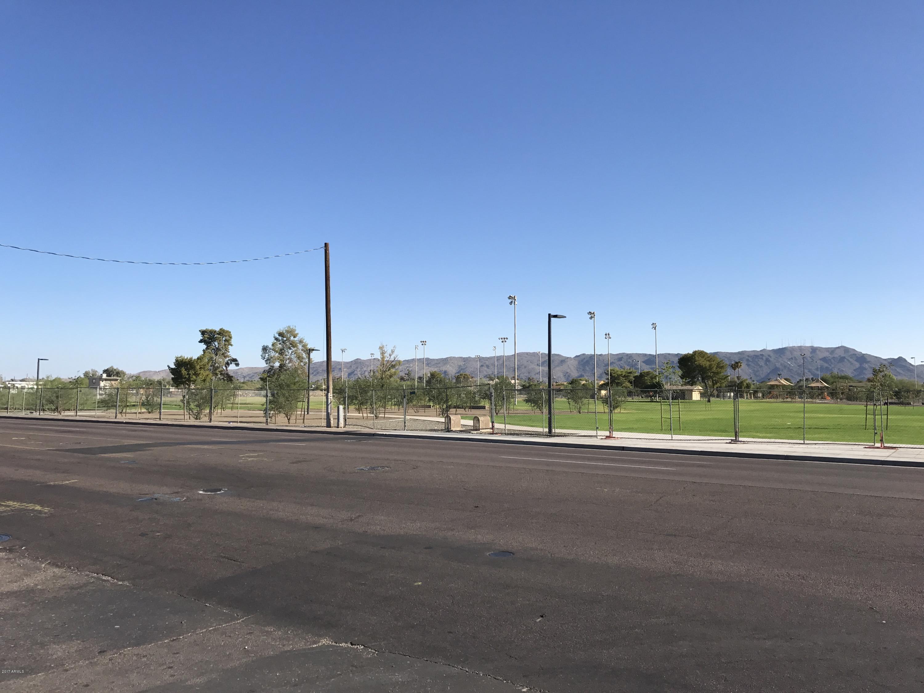 356 West Broadway Road Phoenix, AZ 85041 - Photo 11 of 15 IMG_4357