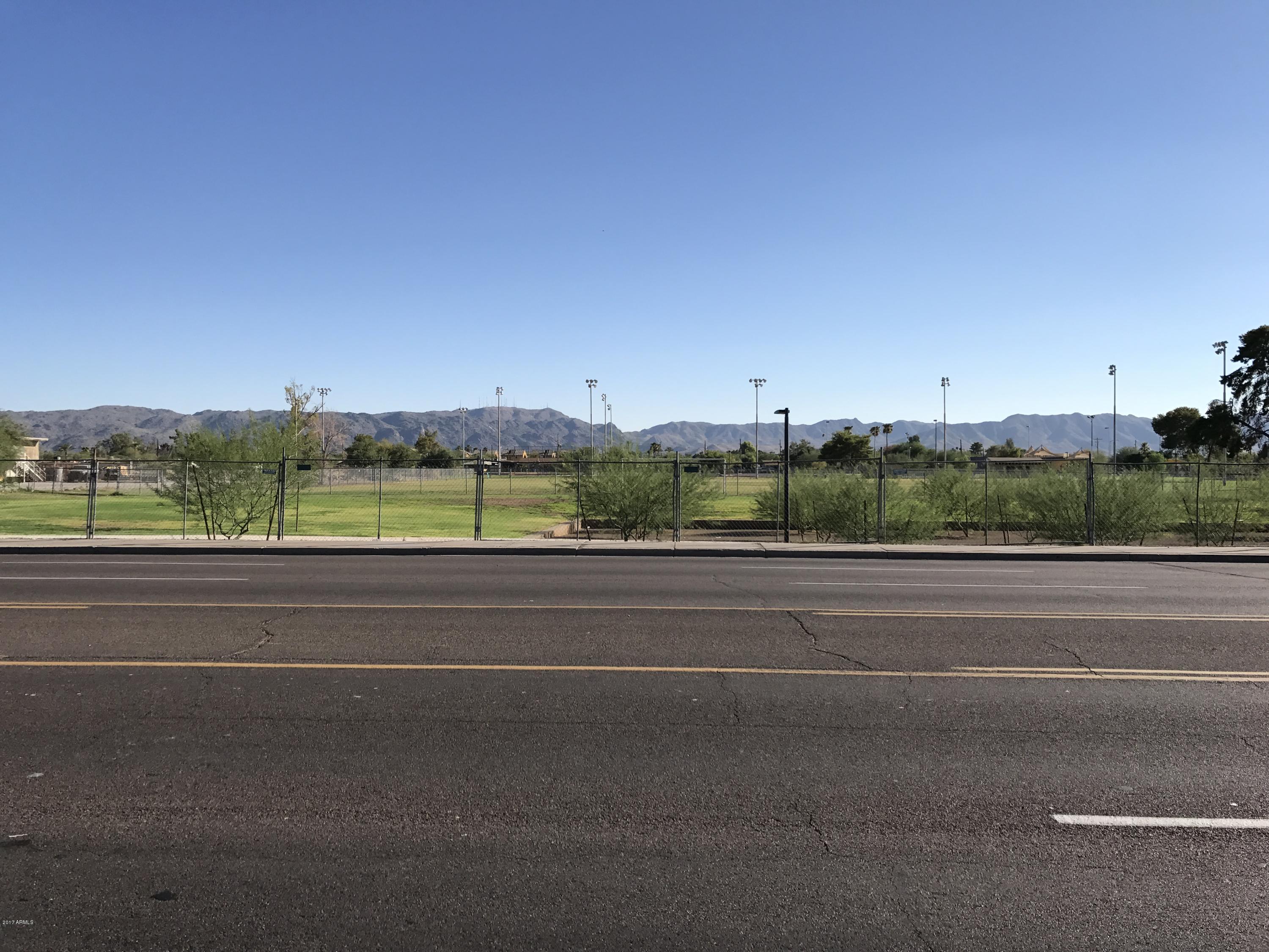 356 West Broadway Road Phoenix, AZ 85041 - Photo 8 of 15 IMG_4367