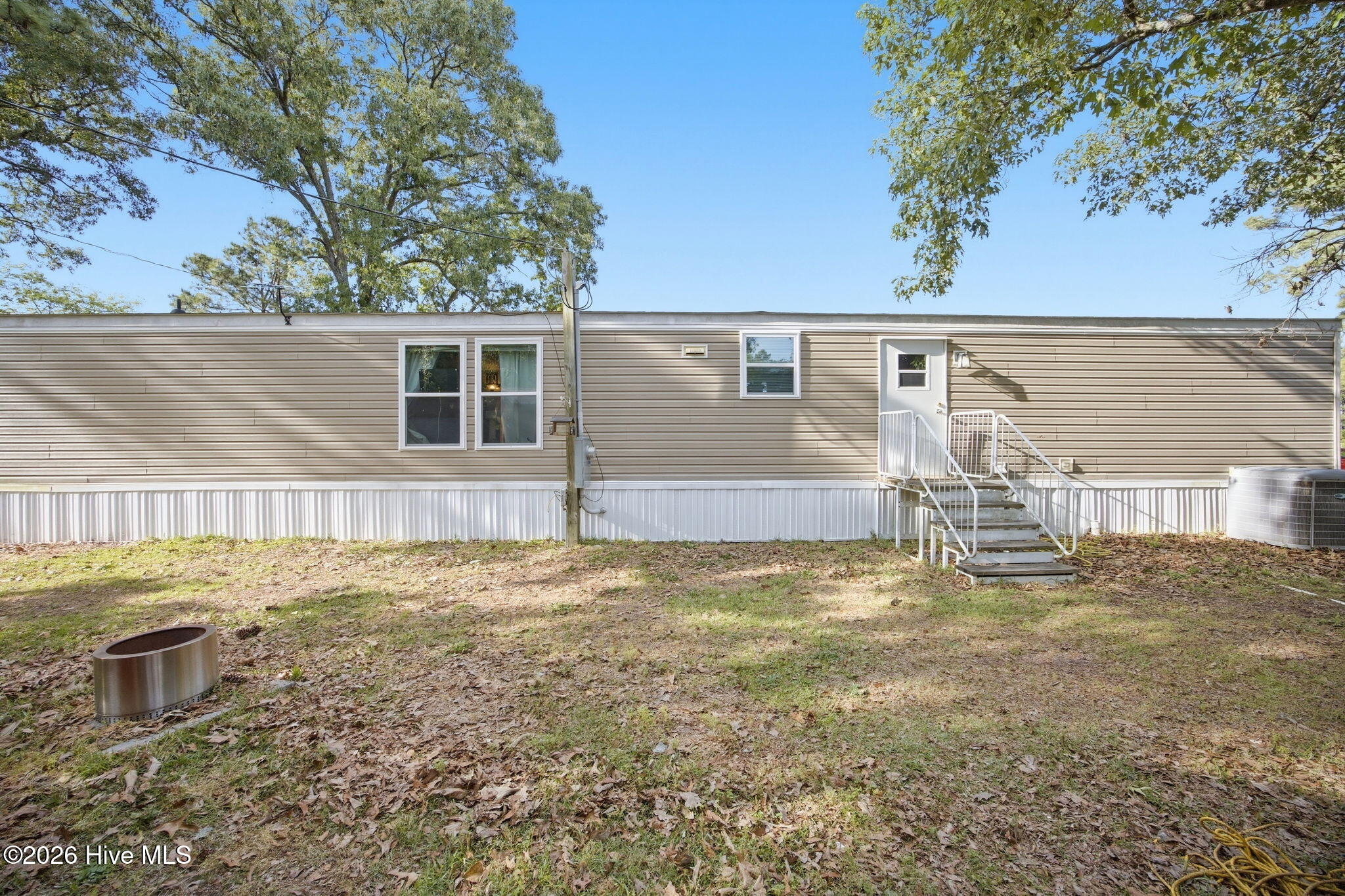 1951 Catherine Lake Road Richlands, NC 28574 - Photo 10 of 32 28-web-or-mls-1951 catherine lake rd. 61
