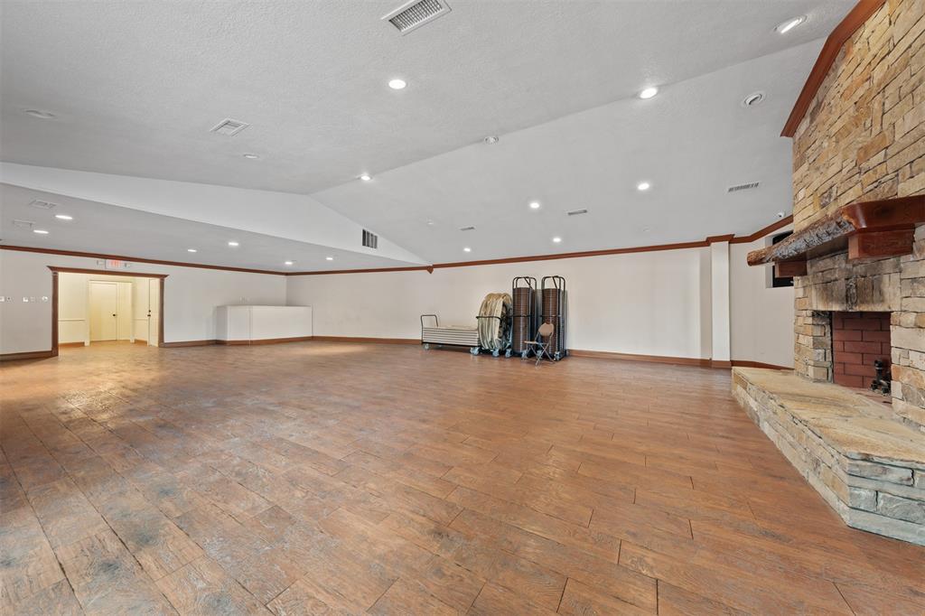 6401 Rock Creek Road Waco, TX 76708 - Photo 9 of 40 Gallery Image 9
