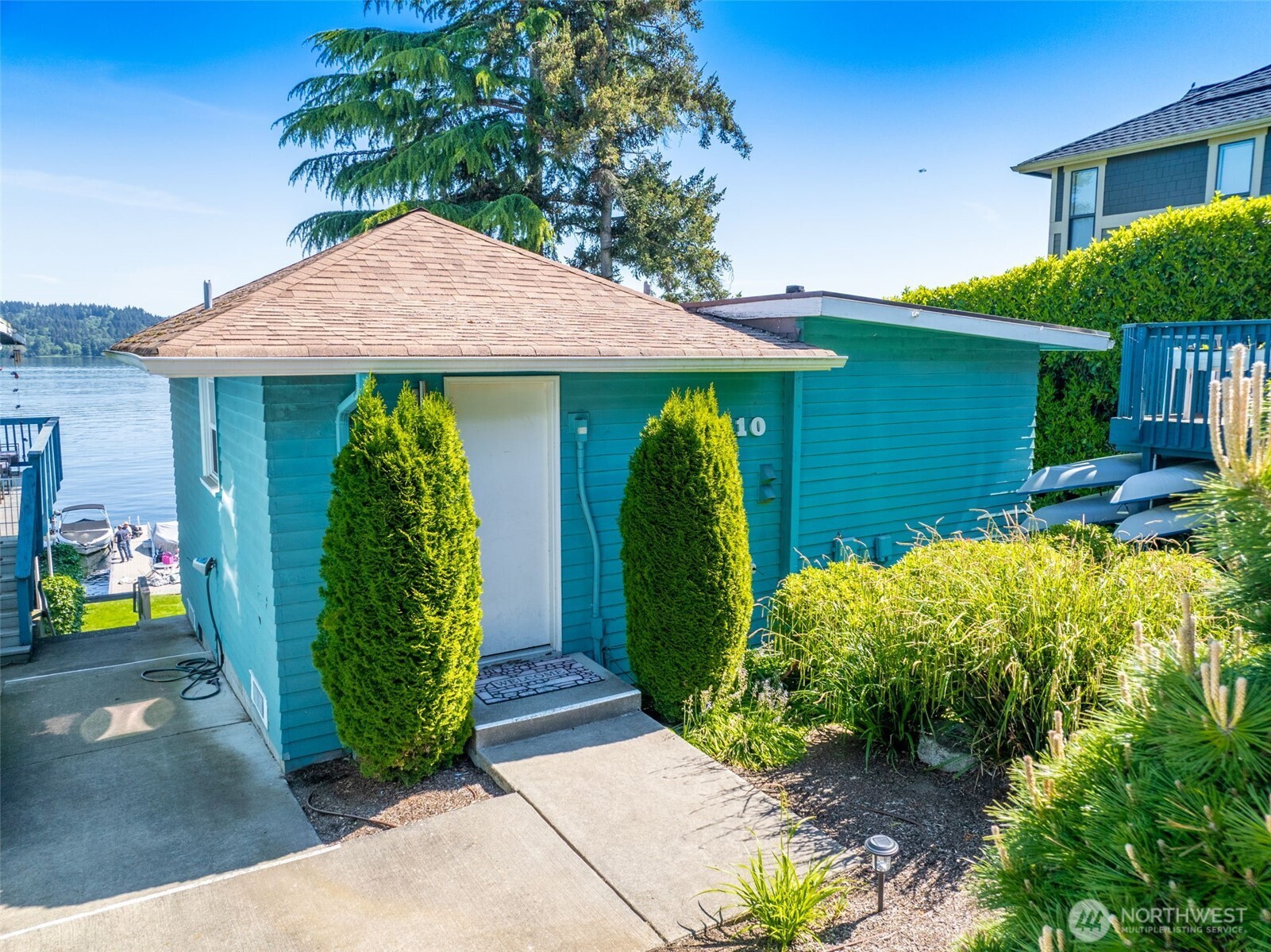 8716 Sand Point Way Northeast, Unit 114 Seattle, WA 98115 - Photo 11 of 32