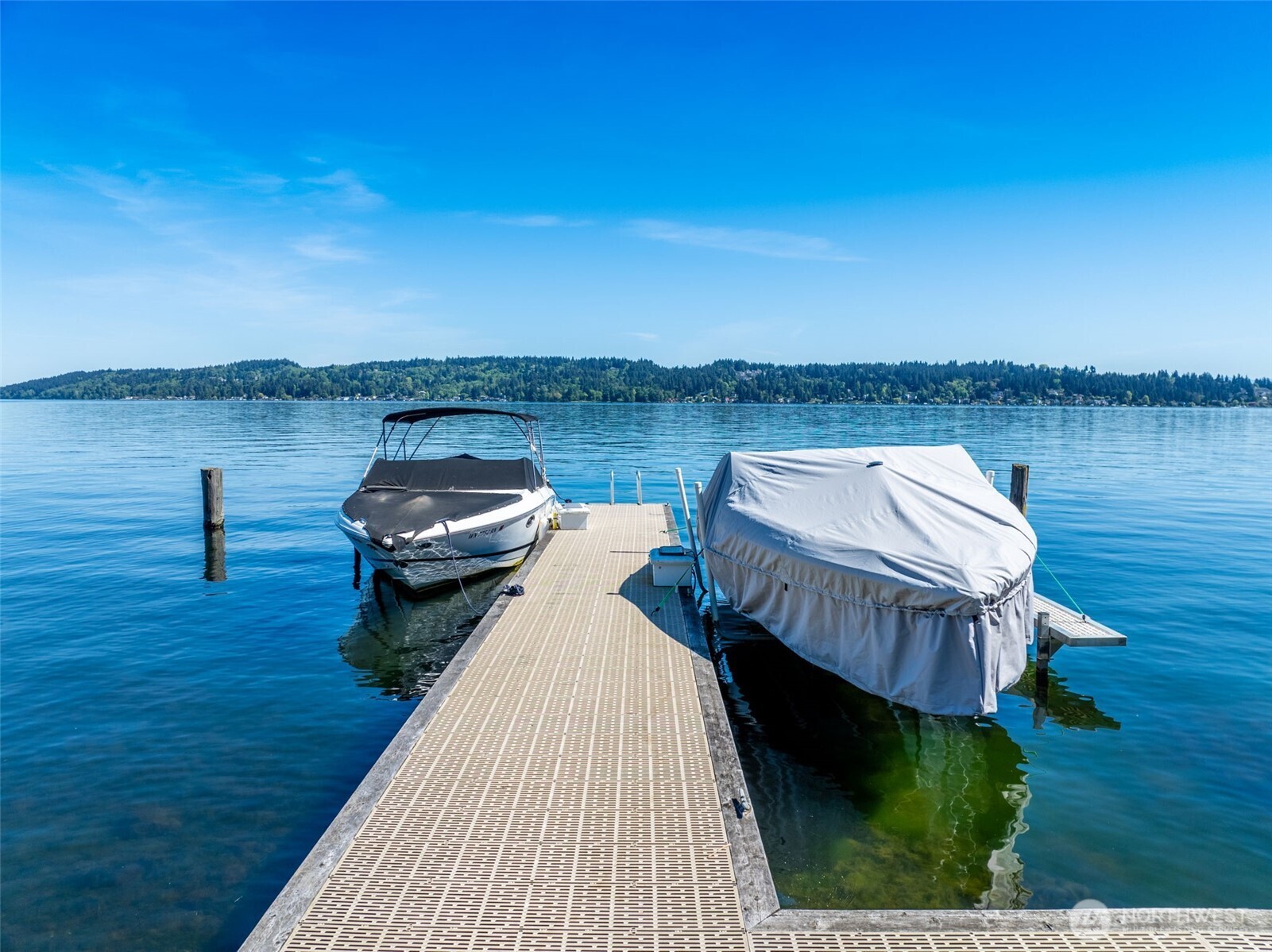 8716 Sand Point Way Northeast, Unit 114 Seattle, WA 98115 - Photo 13 of 32