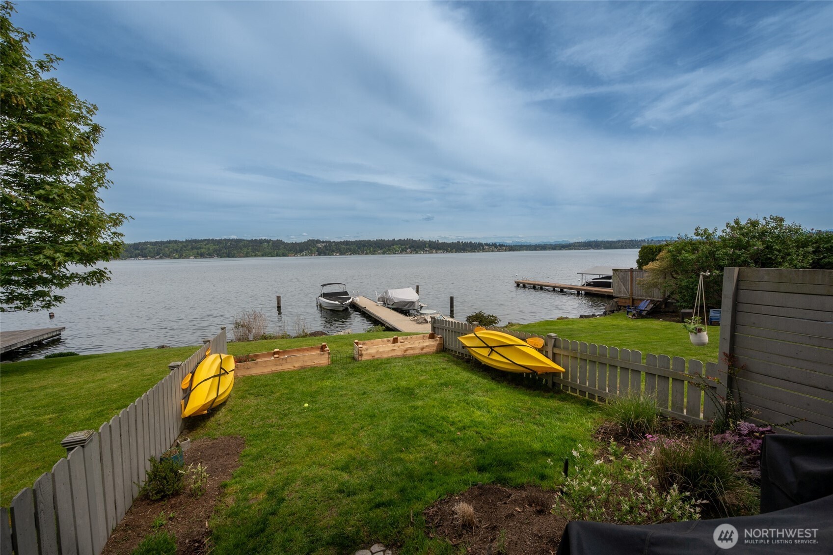 8716 Sand Point Way Northeast, Unit 114 Seattle, WA 98115 - Photo 14 of 32