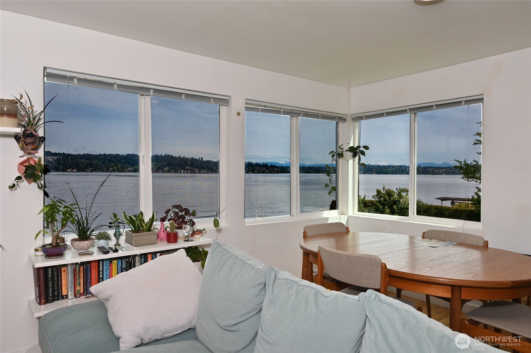 8716 Sand Point Way Northeast, Unit 114 Seattle, WA 98115 - Photo 17 of 32