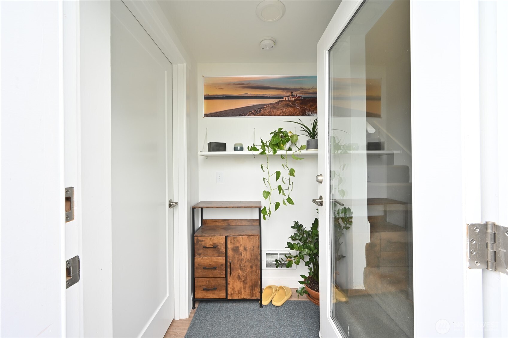 8716 Sand Point Way Northeast, Unit 114 Seattle, WA 98115 - Photo 24 of 32