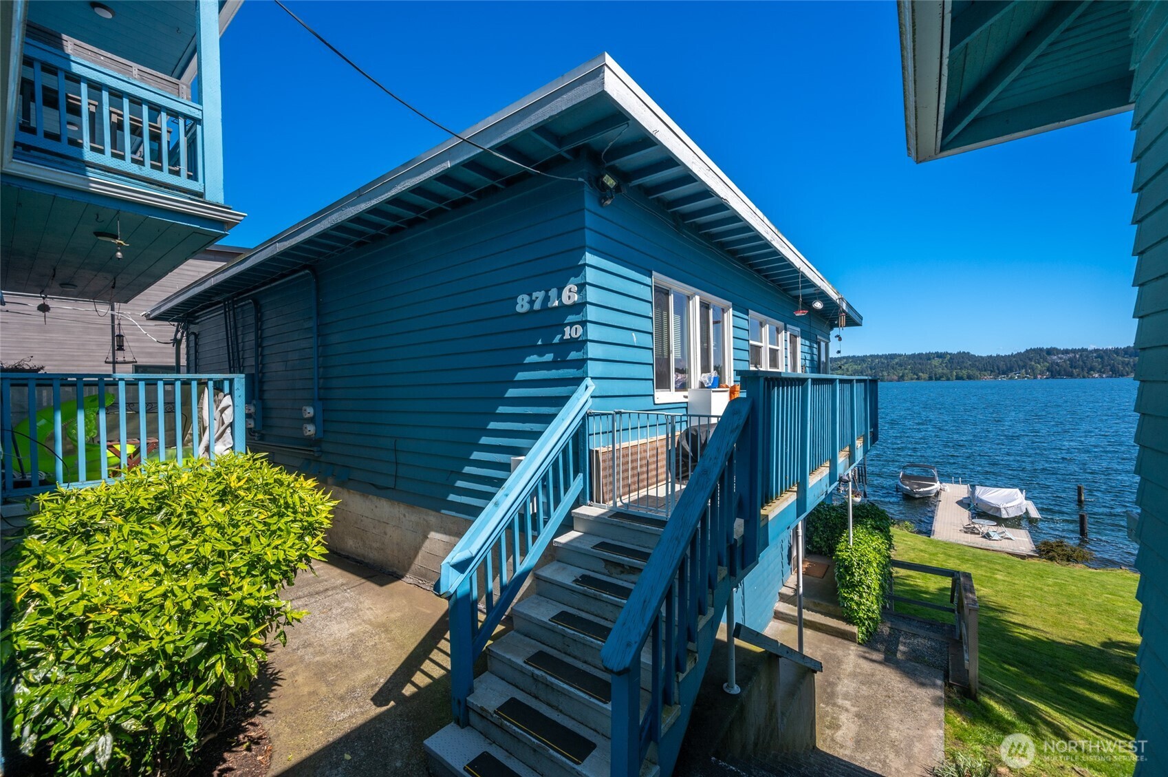 8716 Sand Point Way Northeast, Unit 114 Seattle, WA 98115 - Photo 6 of 32