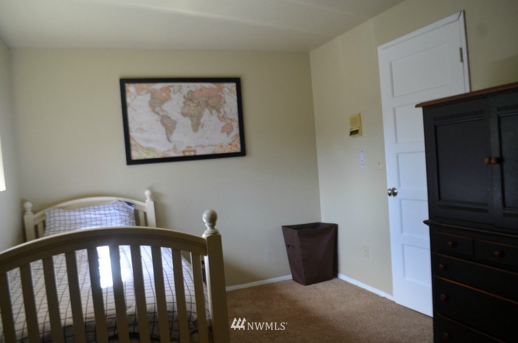 9022 Park Road Edmonds, WA 98026 - Photo 12 of 24