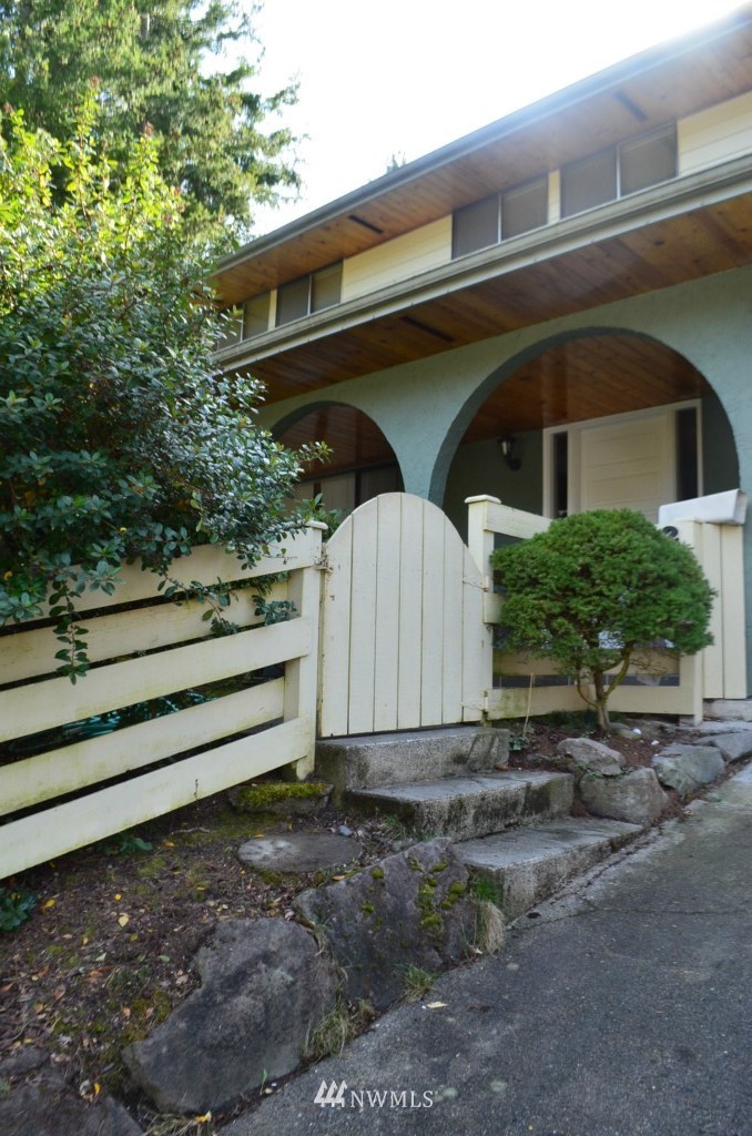9022 Park Road Edmonds, WA 98026 - Photo 18 of 24